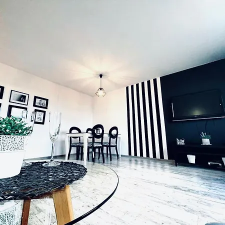 Apartament Na Poddaszu M.Ch. - Ustka Exterior foto